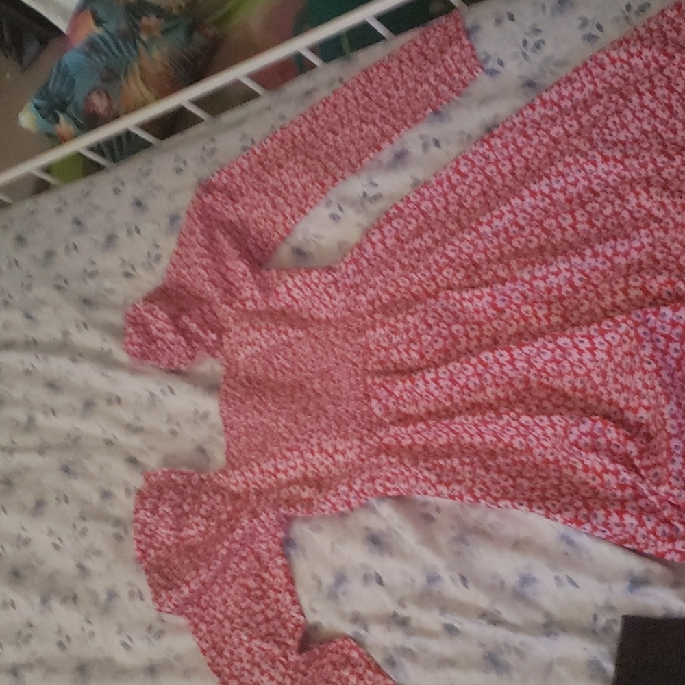 Red floral peasent dress size 0 / small